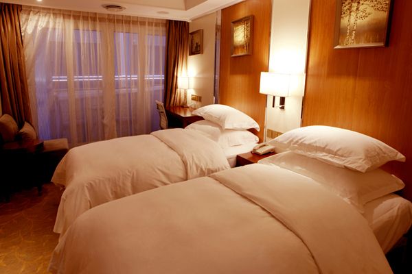 黃金二號旅游船預定