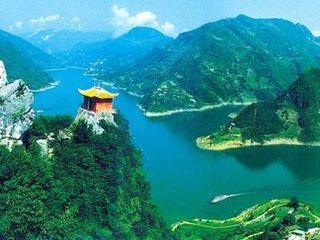 宜昌清江畫廊集散中心