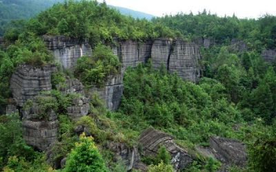 建始梭布埡石林旅游指南