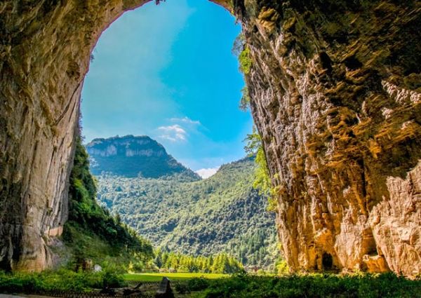 利川騰龍洞景區(qū)簡(jiǎn)介