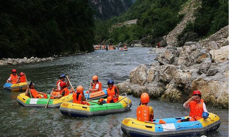 宜昌九畹溪漂流集散中心