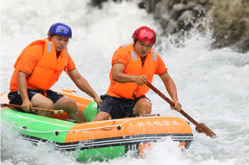 宜昌朝天吼漂流自駕游指南