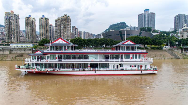 重慶交運(yùn)平湖旅游船