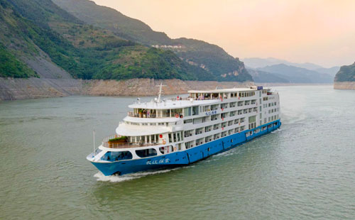 三峽旅游船