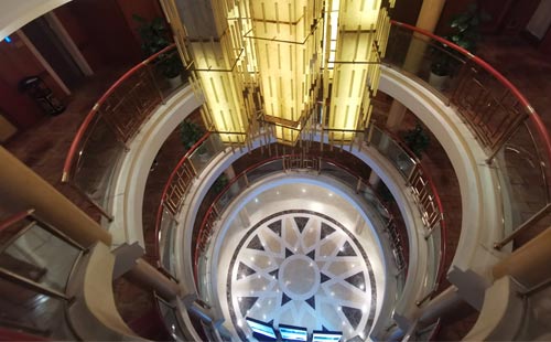 三峽水晶旅游船