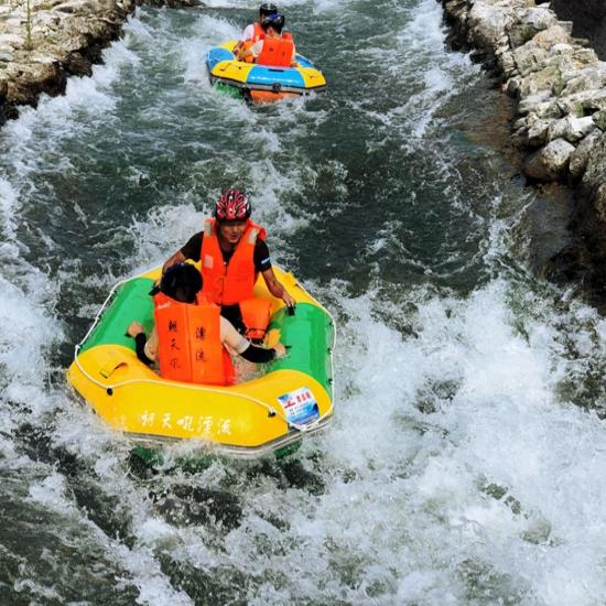 宜昌朝天吼漂流攻略（漂流流程+購票+交通）_宜昌漂流集散中心